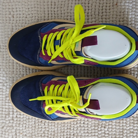 Vans Ultra Range Shoes - Picture 7 of 16